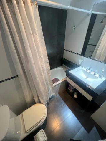 Apartment Manu. Moderno 2 Grande Y Luminoso. 2 Banos. Cochera. Amenities *